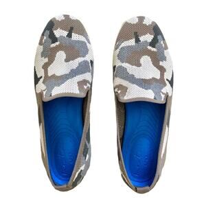 Me Too Recycled Upper Slip-Ons Eden Camo Print Size 6 Wide Summer Mesh